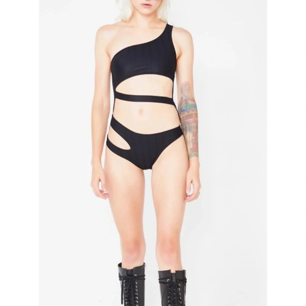 Ris-K | Cutout One-Piece Swimsuit